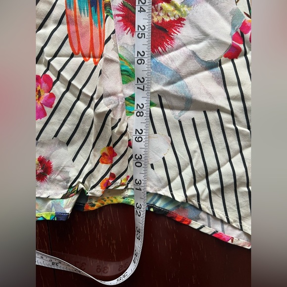 FARM Rio patterned pants, size small - Picture 5 of 6